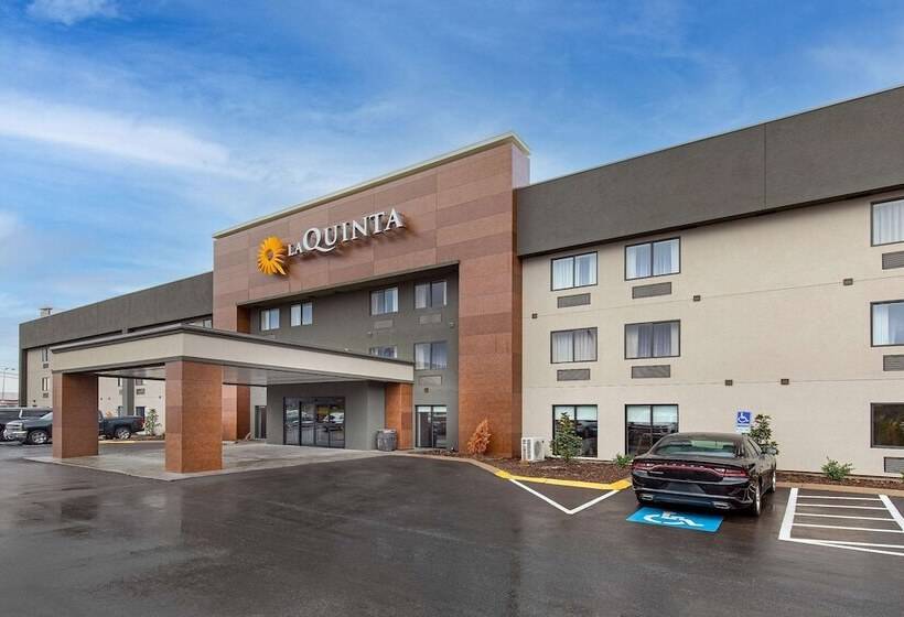 هتل La Quinta By Wyndham Nashville Airport