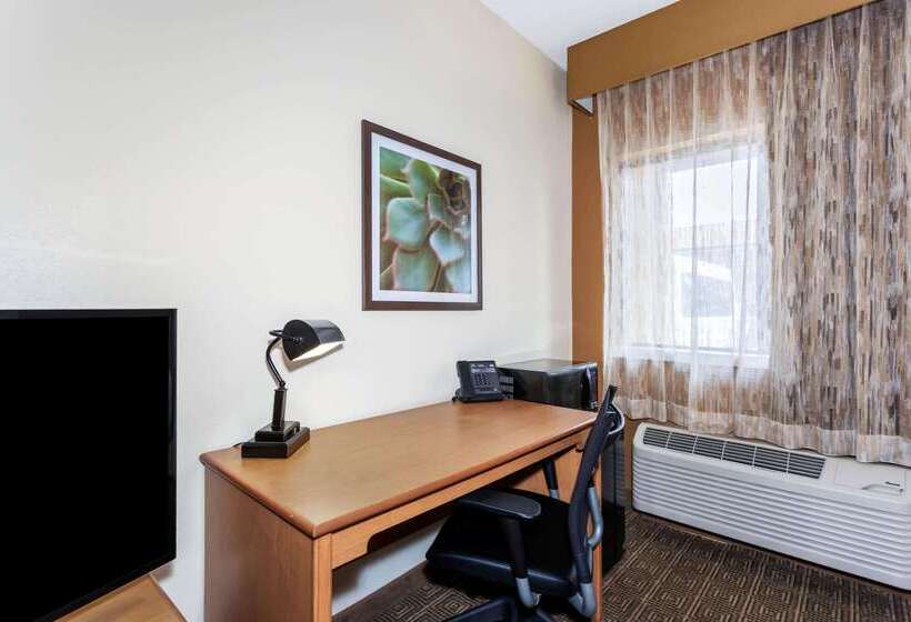 酒店 La Quinta By Wyndham Orlando South