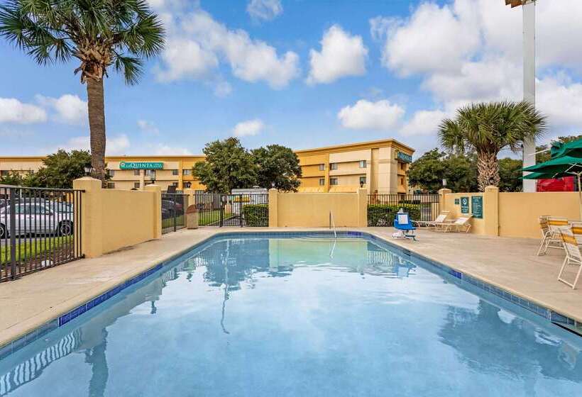 酒店 La Quinta By Wyndham Orlando South
