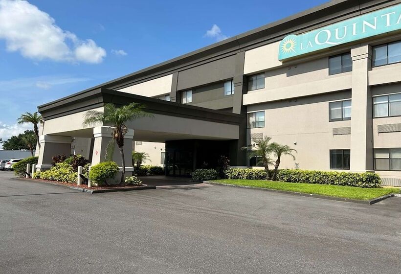 酒店 La Quinta By Wyndham Orlando South