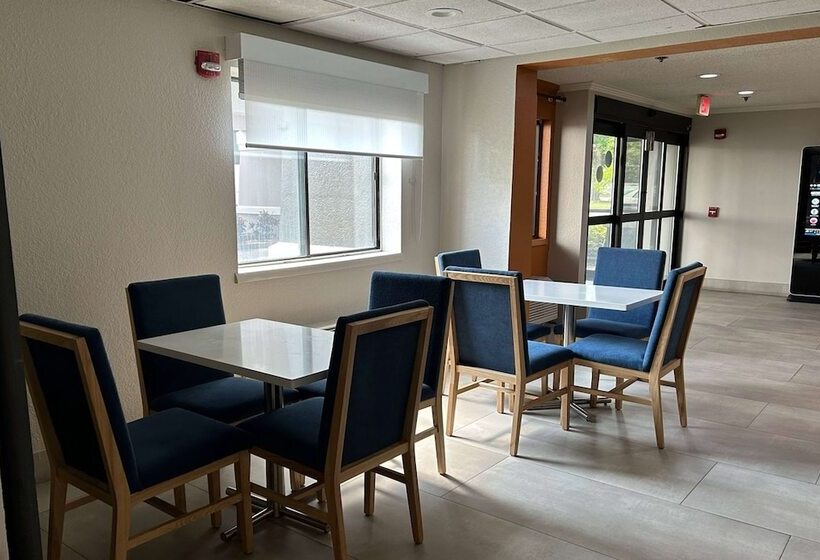 酒店 La Quinta By Wyndham Orlando South