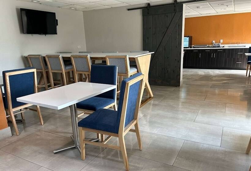 酒店 La Quinta By Wyndham Orlando South