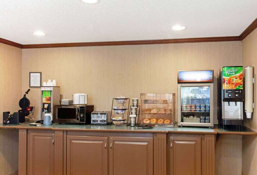 فندق La Quinta By Wyndham Stevens Point