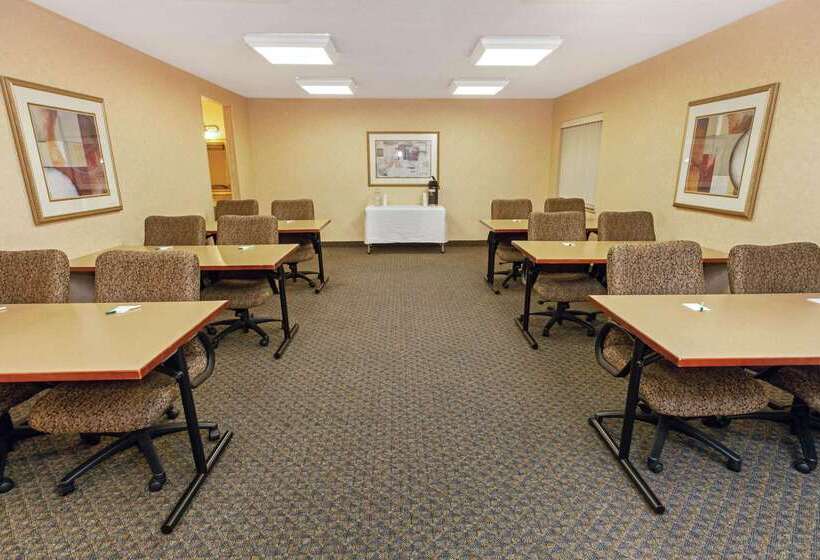 فندق La Quinta By Wyndham Stevens Point