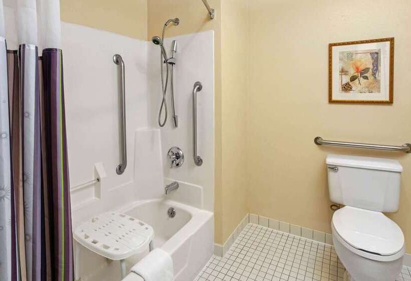 فندق La Quinta By Wyndham Stevens Point