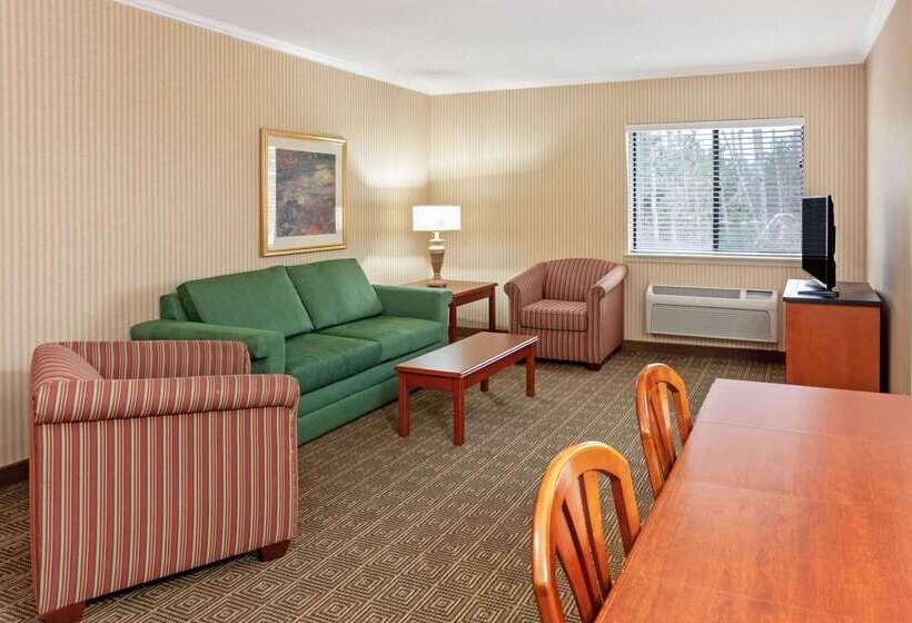 فندق La Quinta By Wyndham Stevens Point