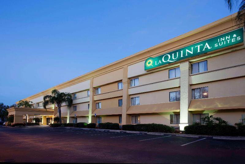 בית מלון כפרי La Quinta By Wyndham Tampa Fairgrounds - Casino
