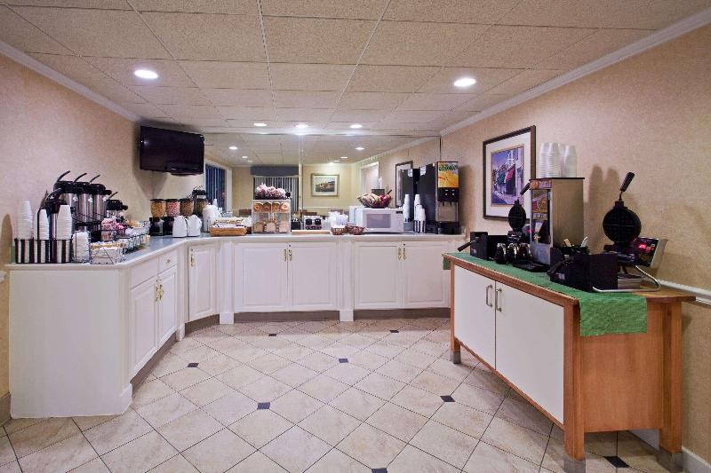 فندق La Quinta By Wyndham Tampa Fairgrounds - Casino