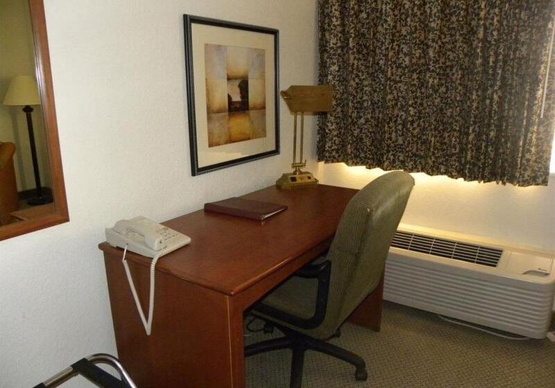 בית מלון כפרי New Victorian Inn  Sioux City