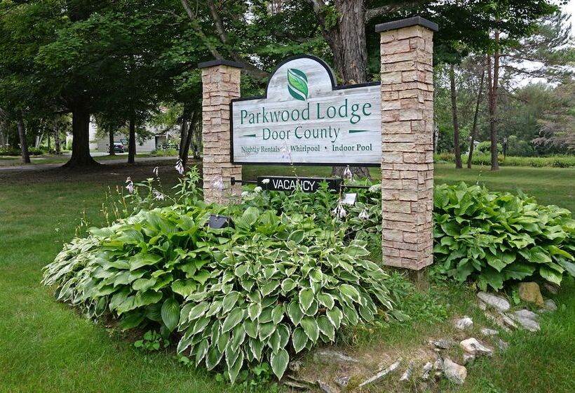 فندق Parkwood Lodge