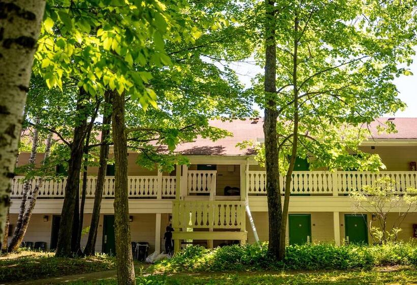 فندق Parkwood Lodge