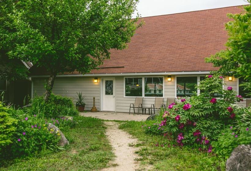 فندق Parkwood Lodge