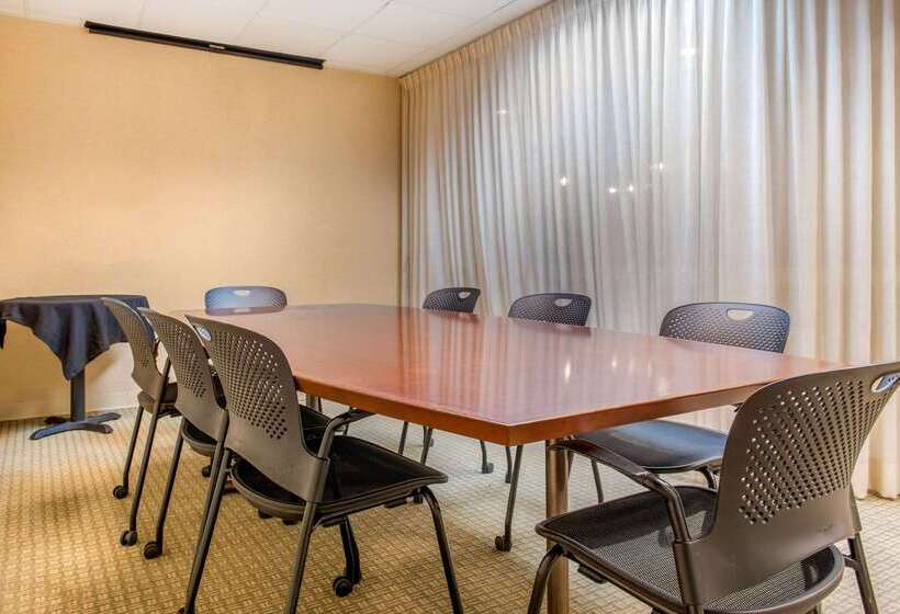 Quality Hotel Conference Center Cincinnati Blue Ash