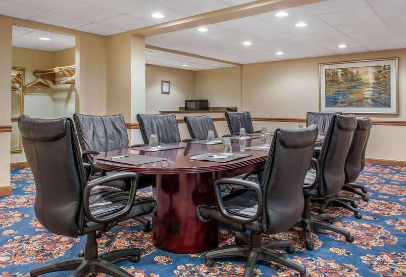 Quality Hotel Conference Center Cincinnati Blue Ash