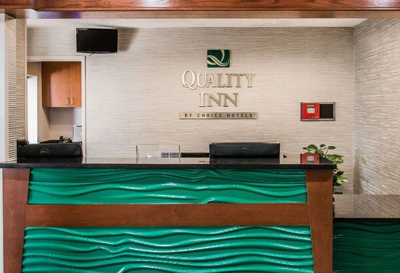 فندق Quality Inn & Suites Warren   Detroit