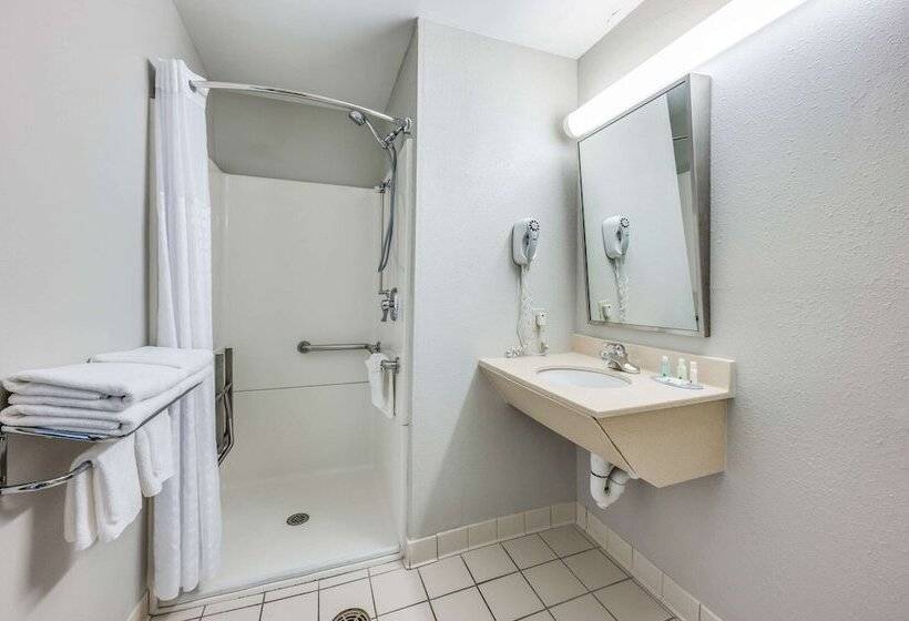 فندق Quality Inn Poughkeepsie