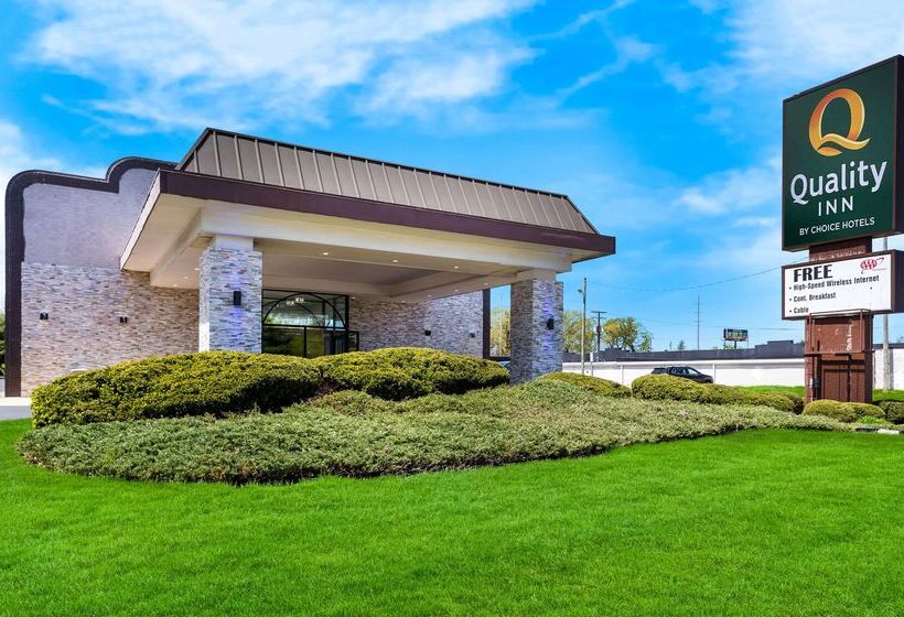 هتل Quality Inn South Bend Near Notre Dame