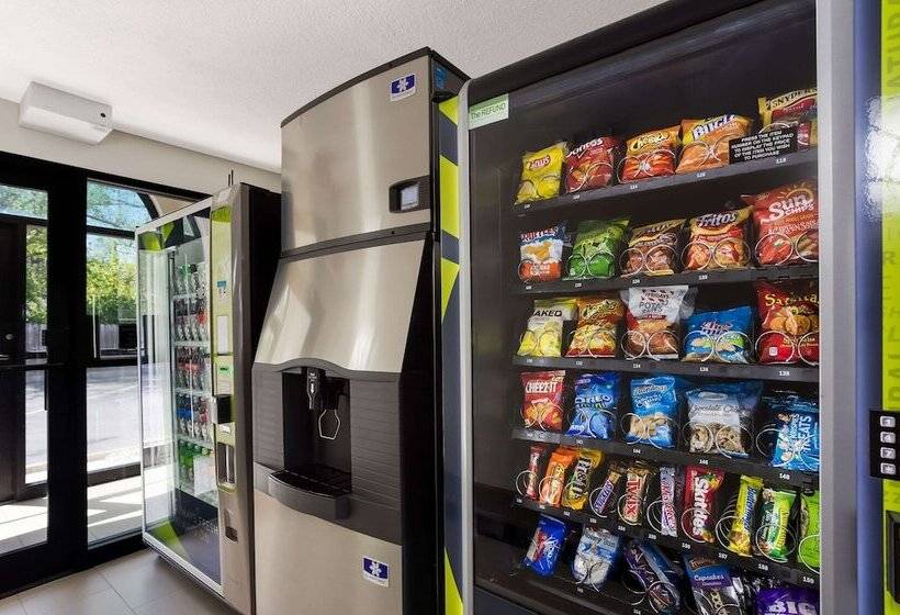 هتل Quality Inn South Bend Near Notre Dame