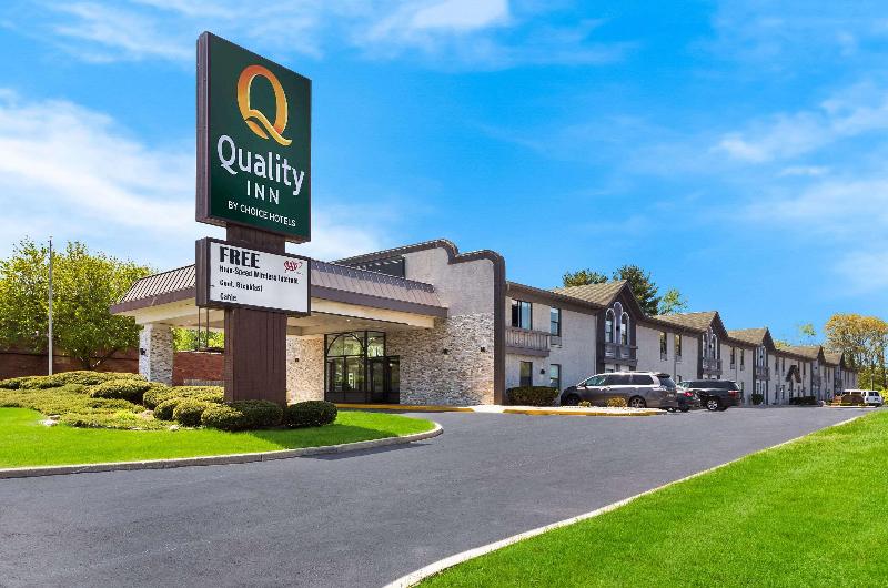 هتل Quality Inn South Bend Near Notre Dame