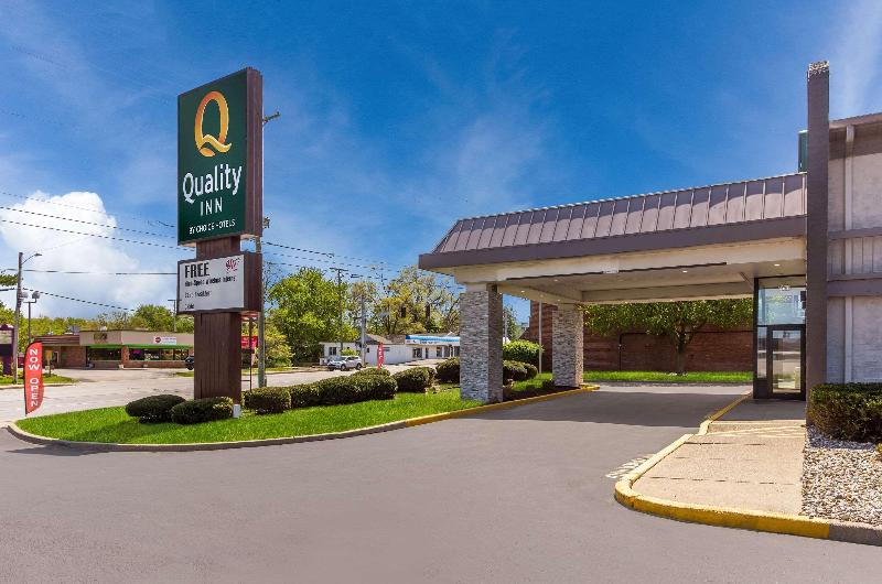 هتل Quality Inn South Bend Near Notre Dame