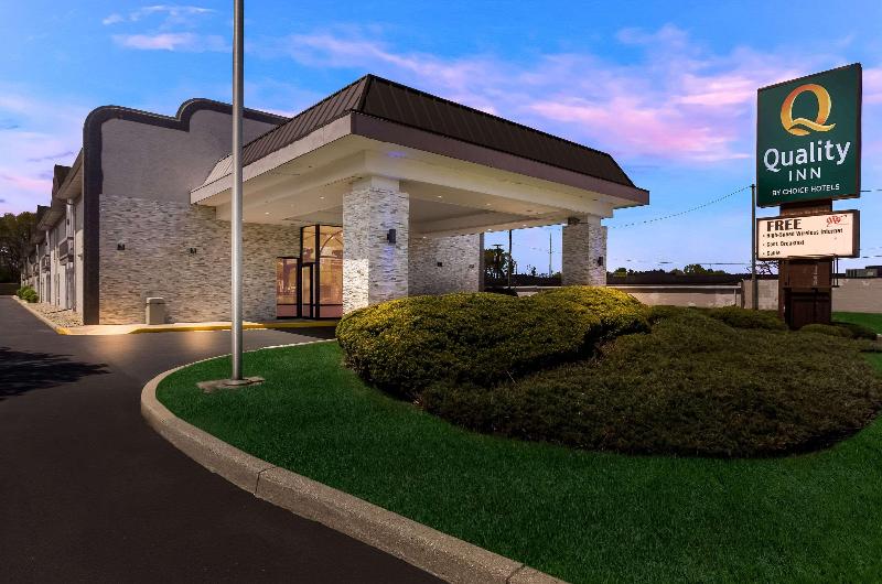 هتل Quality Inn South Bend Near Notre Dame