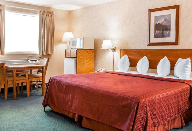 فندق Quality Inn & Suites Bremerton Near Naval Shipyard