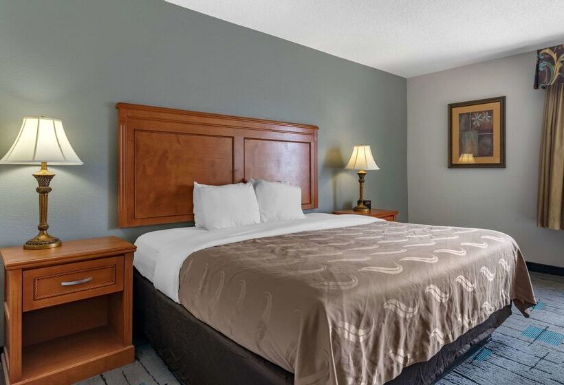 هتل Quality Inn & Suites