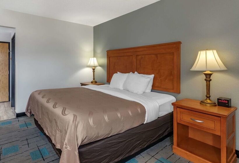 هتل Quality Inn & Suites