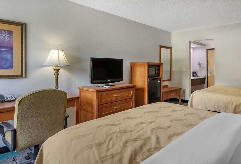 هتل Quality Inn & Suites