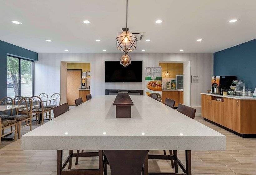 هتل Quality Inn & Suites