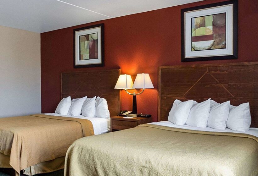 فندق Baymont By Wyndham Jamestown Conference Center & Water Park