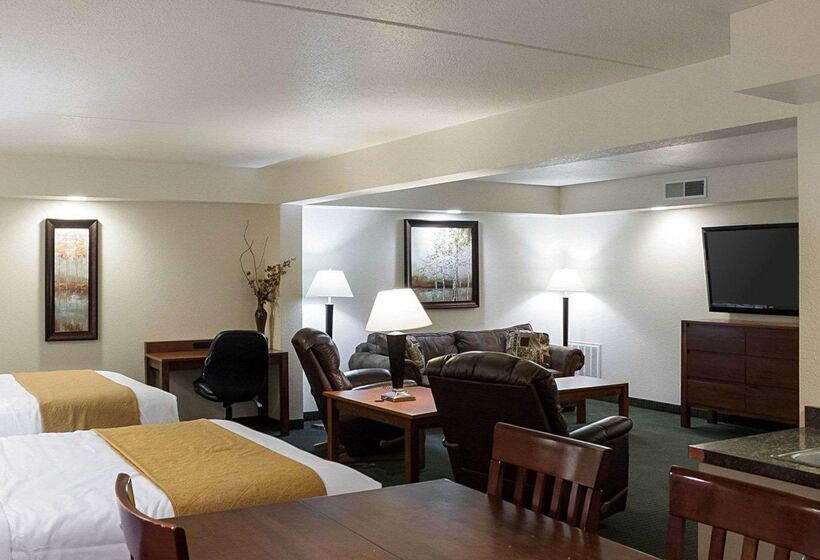 فندق Baymont By Wyndham Jamestown Conference Center & Water Park