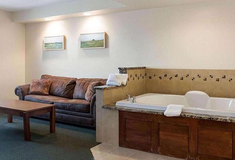 فندق Baymont By Wyndham Jamestown Conference Center & Water Park