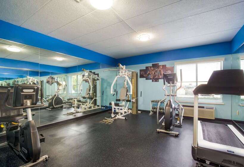 ホテル Quality Inn & Suites Cvg Airport