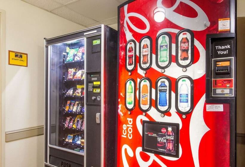 ホテル Quality Inn & Suites Cvg Airport