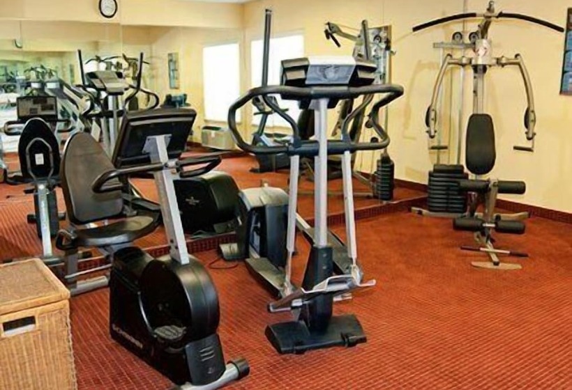 ホテル Quality Inn & Suites Cvg Airport