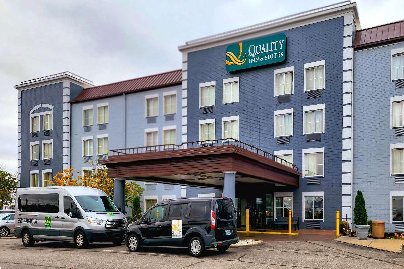 ホテル Quality Inn & Suites Cvg Airport
