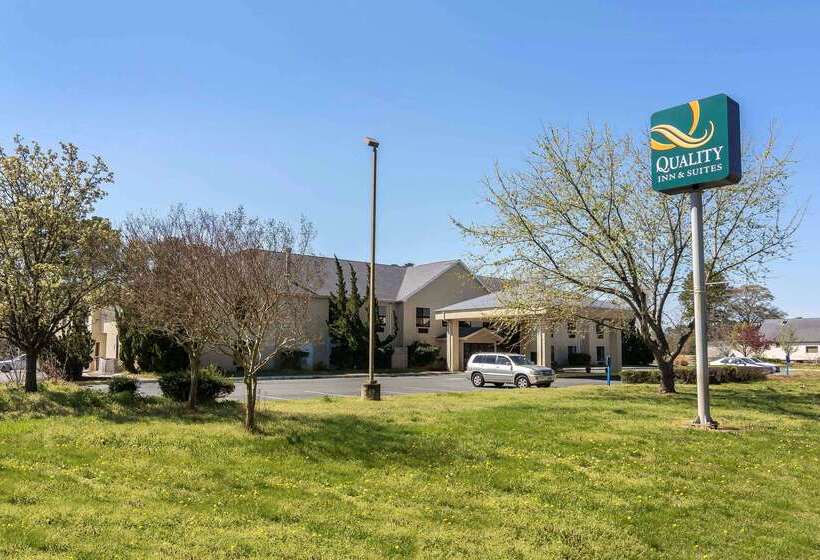 Отель Quality Inn & Suites Exmore