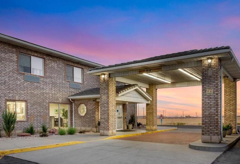 هتل Quality Inn & Suites Fillmore I15