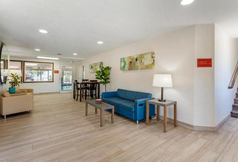 هتل Quality Inn & Suites Fillmore I15