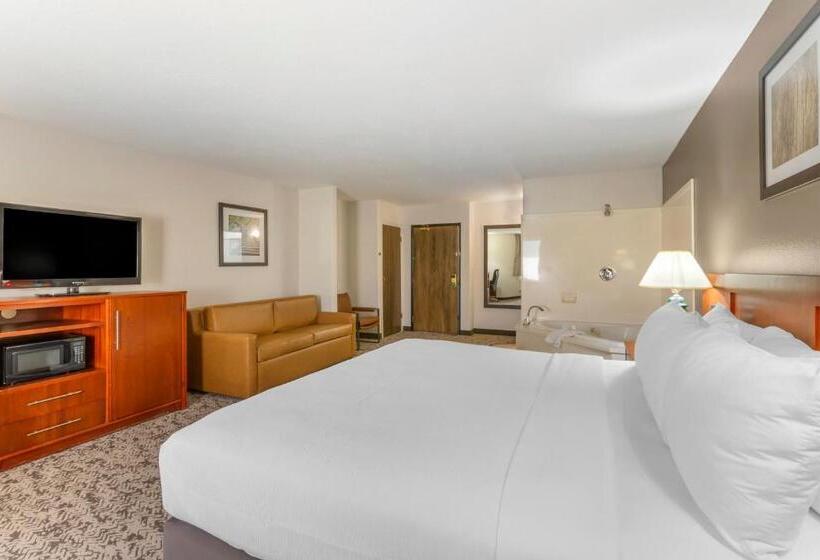 هتل Quality Inn & Suites Fillmore I15