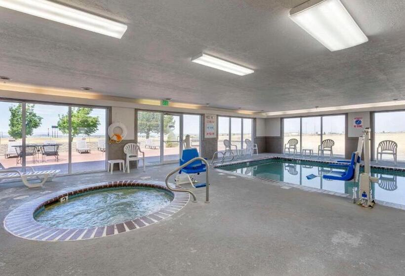 هتل Quality Inn & Suites Fillmore I15