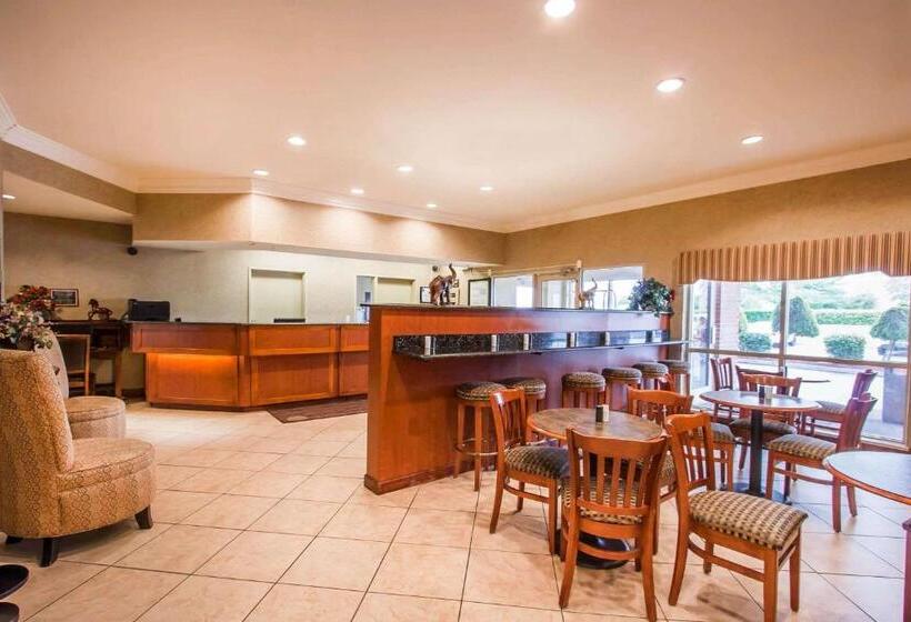 Отель Quality Inn & Suites Germantown North
