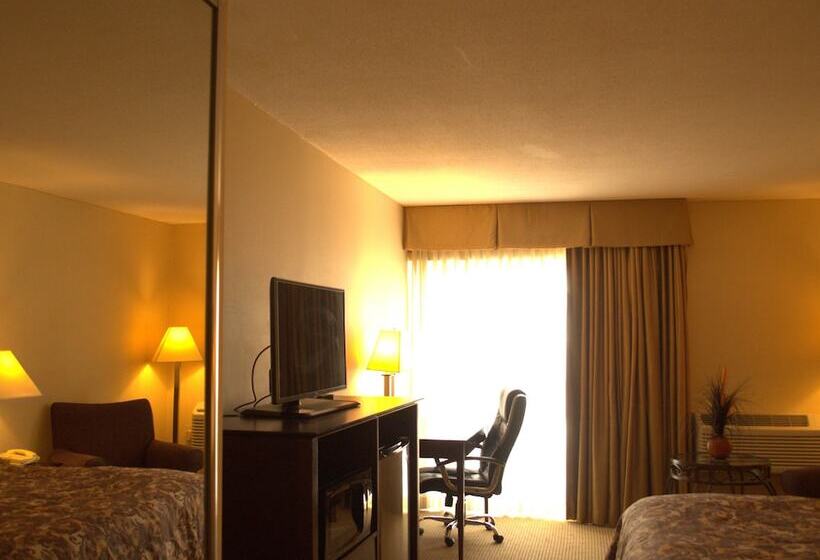 فندق Rodeway Inn & Suites