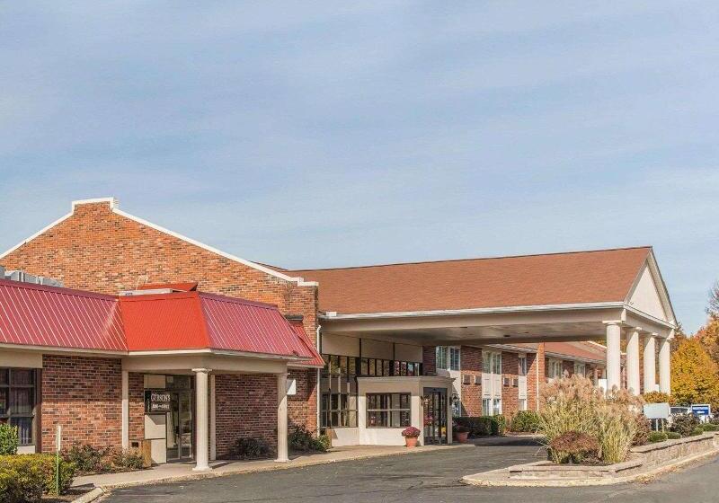 فندق Rodeway Inn & Suites