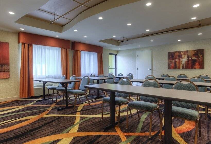 호텔 Sleep Inn & Suites West Knoxville