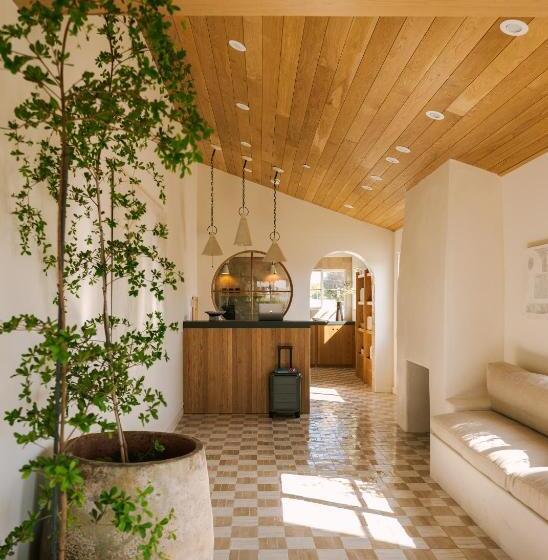 فندق Sonder Woods Cove