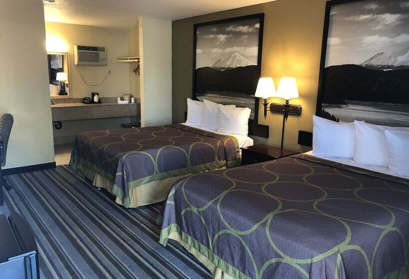 בית מלון כפרי Super 8 By Wyndham Corning