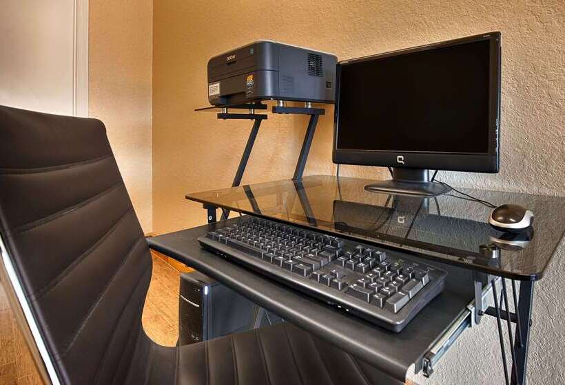 Surestay Hotel By Best Western Floresville