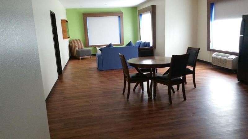 호텔 Texas Inn And Suites Raymondville